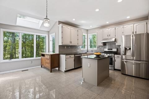 47 Foundry Rd, Sharon, MA 02067 photo 10