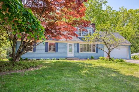 361 Forest Hills Rd, Springfield, MA 01128 photo 1
