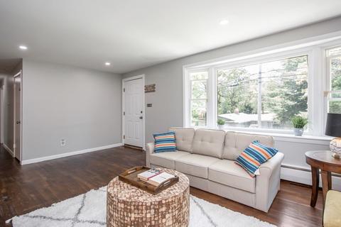 68 Moreland St, Worcester, MA 01609 photo 6