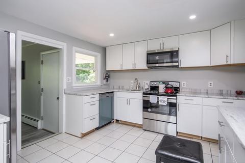68 Moreland St, Worcester, MA 01609 photo 17