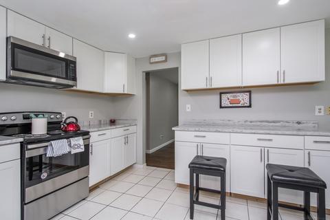 68 Moreland St, Worcester, MA 01609 photo 18