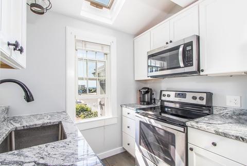 46 Landmark Ave #46, Mashpee, MA 02649 photo 8