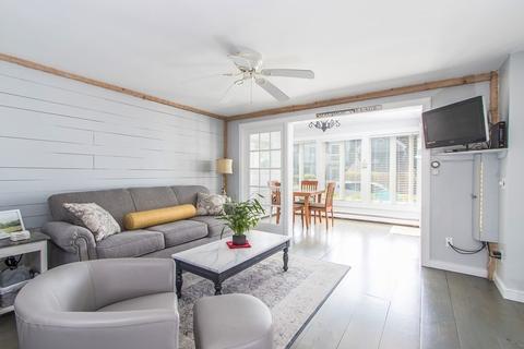 46 Landmark Ave #46, Mashpee, MA 02649 photo 4