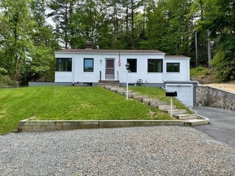 22 Park Ln, Walpole, MA 02032 photo 1
