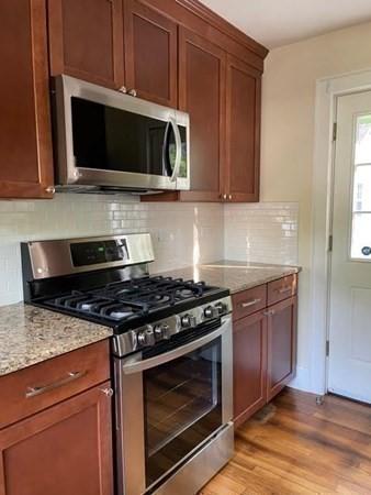 22 Park Ln, Walpole, MA 02032 photo 14