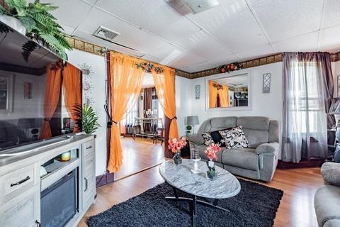 99 Euclid Ave, Springfield, MA 01108 photo 28