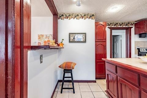 99 Euclid Ave, Springfield, MA 01108 photo 17