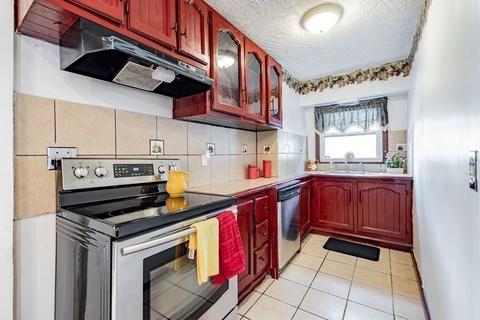 99 Euclid Ave, Springfield, MA 01108 photo 14