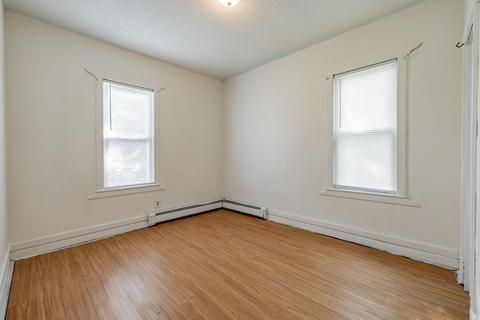 99 Euclid Ave, Springfield, MA 01108 photo 8