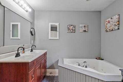 540 Royalston Rd, Phillipston, MA 01331 photo 25