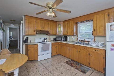 42 Sandra, Chicopee, MA 01020 photo 2