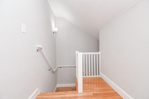 940 Carew St, Springfield, MA 01104 photo 24
