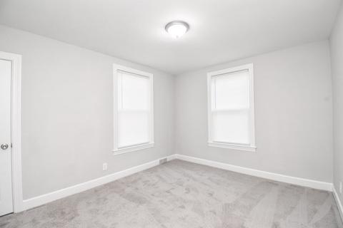 940 Carew St, Springfield, MA 01104 photo 20