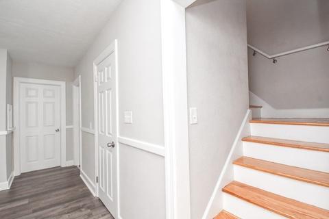 940 Carew St, Springfield, MA 01104 photo 23