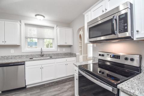 940 Carew St, Springfield, MA 01104 photo 5