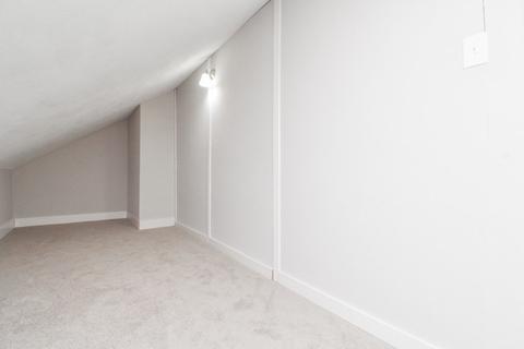 940 Carew St, Springfield, MA 01104 photo 34