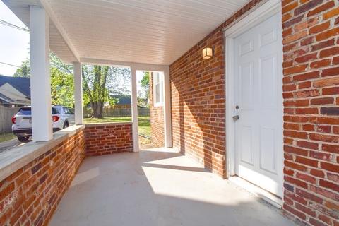 940 Carew St, Springfield, MA 01104 photo 39