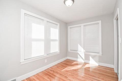 940 Carew St, Springfield, MA 01104 photo 17