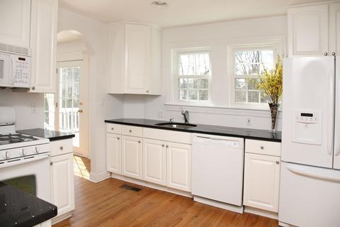 16 Summit Rd, Wellesley, MA 02482 photo 9