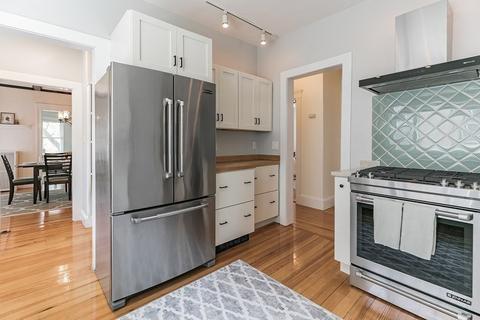 189 Rawson Rd #3, Brookline, MA 02445 photo 4