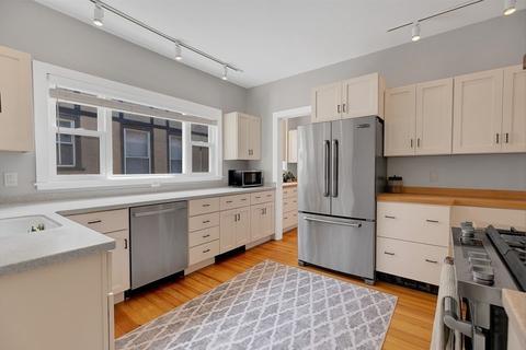 189 Rawson Rd #3, Brookline, MA 02445 photo 2