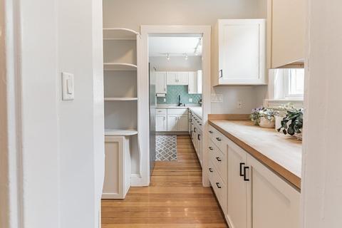 189 Rawson Rd #3, Brookline, MA 02445 photo 5