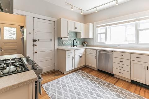 189 Rawson Rd #3, Brookline, MA 02445 photo 3