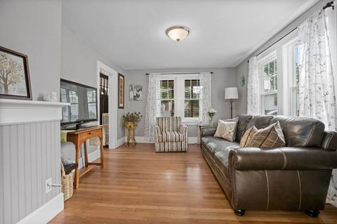 14 Gregg St, Beverly, MA 01915 photo 4