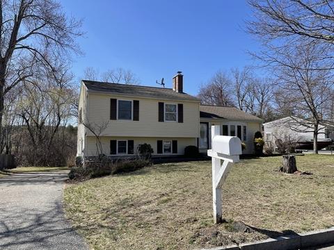 50 Tamarack Dr, Springfield, MA 01129 photo 2