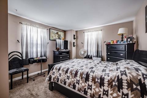 84 Austin St, Chicopee, MA 01013 photo 9