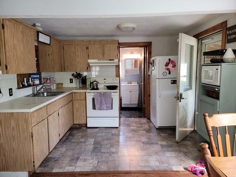12 Jackson Ln, Barre, MA 01005 photo 4