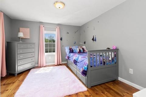 30 Warren St, Georgetown, MA 01833 photo 16