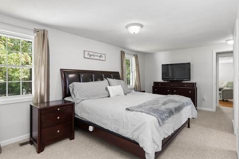30 Warren St, Georgetown, MA 01833 photo 12
