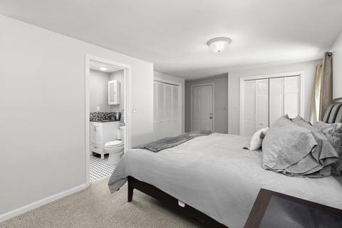 30 Warren St, Georgetown, MA 01833 photo 11