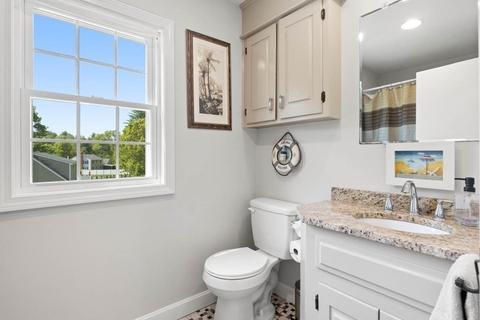 30 Warren St, Georgetown, MA 01833 photo 17