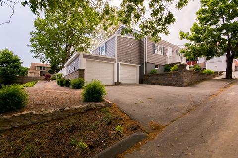 191 Lafayette St, Fall River, MA 02723 photo 2