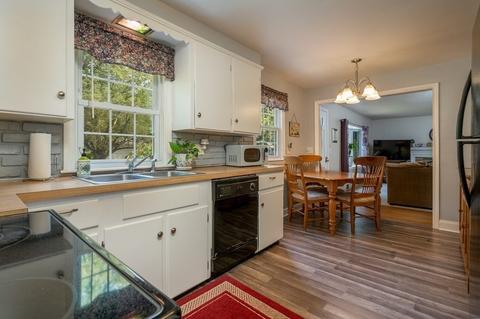 22 Jeffrey Rd, Springfield, MA 01119 photo 10
