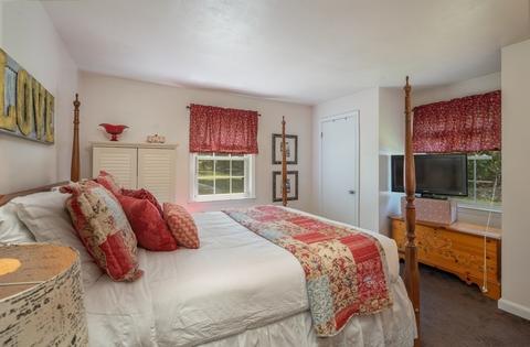 22 Jeffrey Rd, Springfield, MA 01119 photo 13