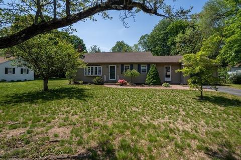 22 Jeffrey Rd, Springfield, MA 01119 photo 3
