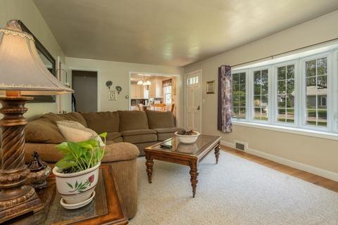 22 Jeffrey Rd, Springfield, MA 01119 photo 12