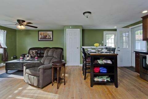 187 Hanson Dr, Springfield, MA 01128 photo 16