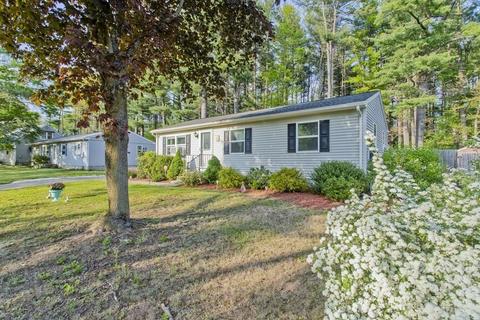 187 Hanson Dr, Springfield, MA 01128 photo 5