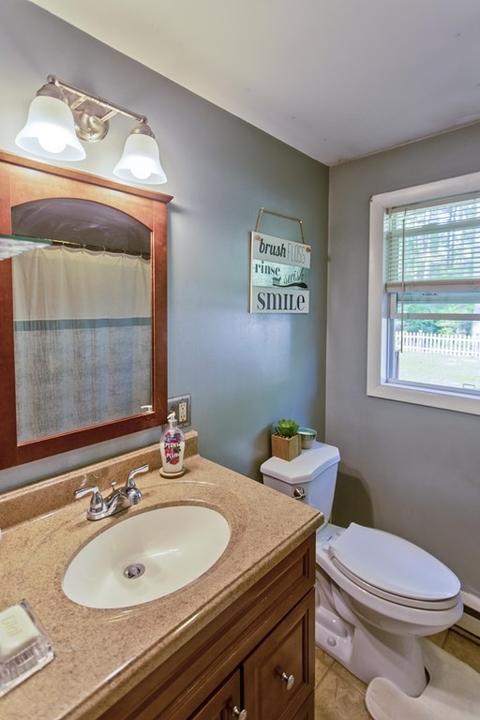 187 Hanson Dr, Springfield, MA 01128 photo 26