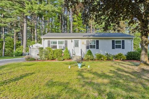 187 Hanson Dr, Springfield, MA 01128 photo 2