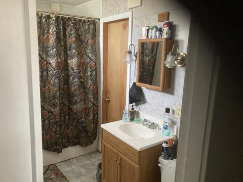25 Spring St, Webster, MA 01570 photo 12