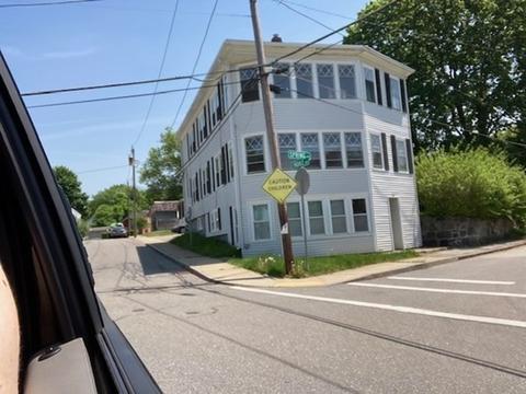 25 Spring St, Webster, MA 01570 photo 4