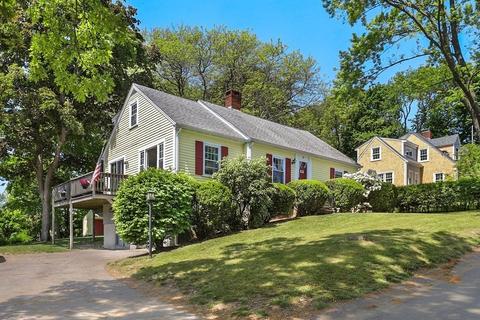 10 Howe St, Hingham, MA 02043 photo 1