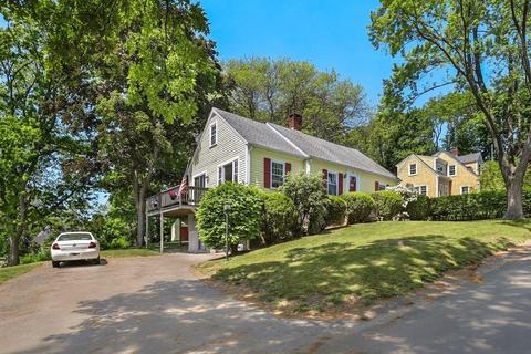 10 Howe St, Hingham, MA 02043 photo 4