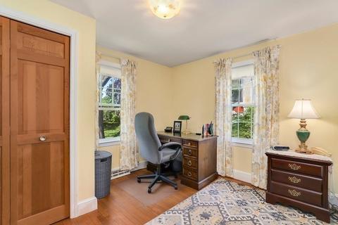 10 Howe St, Hingham, MA 02043 photo 18