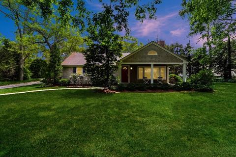 94 Pond View Dr, Barnstable, MA 02632 photo 2
